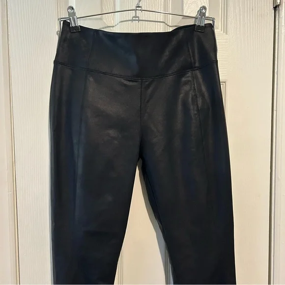 Athleta Delancey Gleam Tight/Leggings in Black - Size Medium - Picture 4 of 11